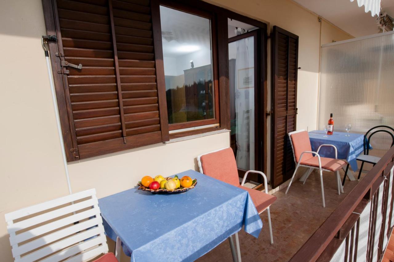 Apartments Val Mari - Laguna Rovinj Buitenkant foto